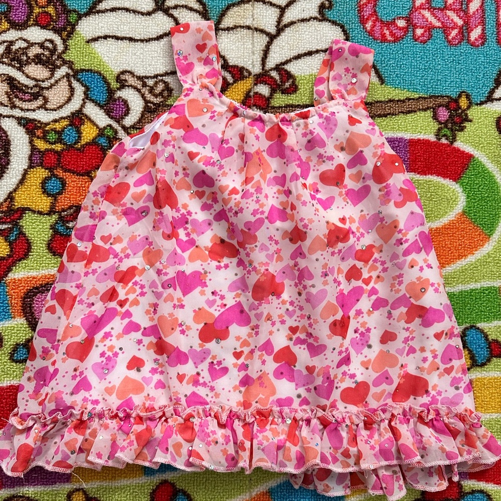 🦞 3/ $10 🦞 Beautiful toddler girls 🧒 heart ❤️ tank.
